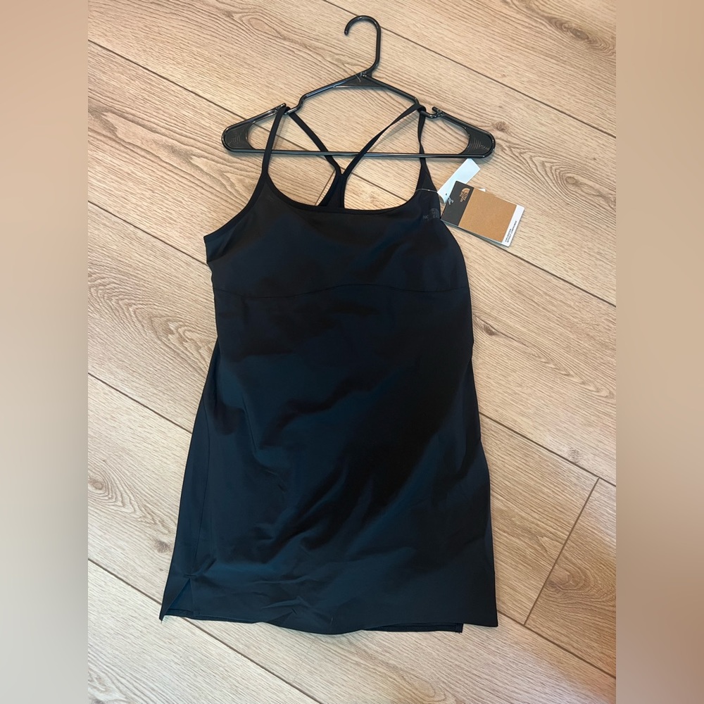 The North Face Women’s Arque Hike Dress. Medium